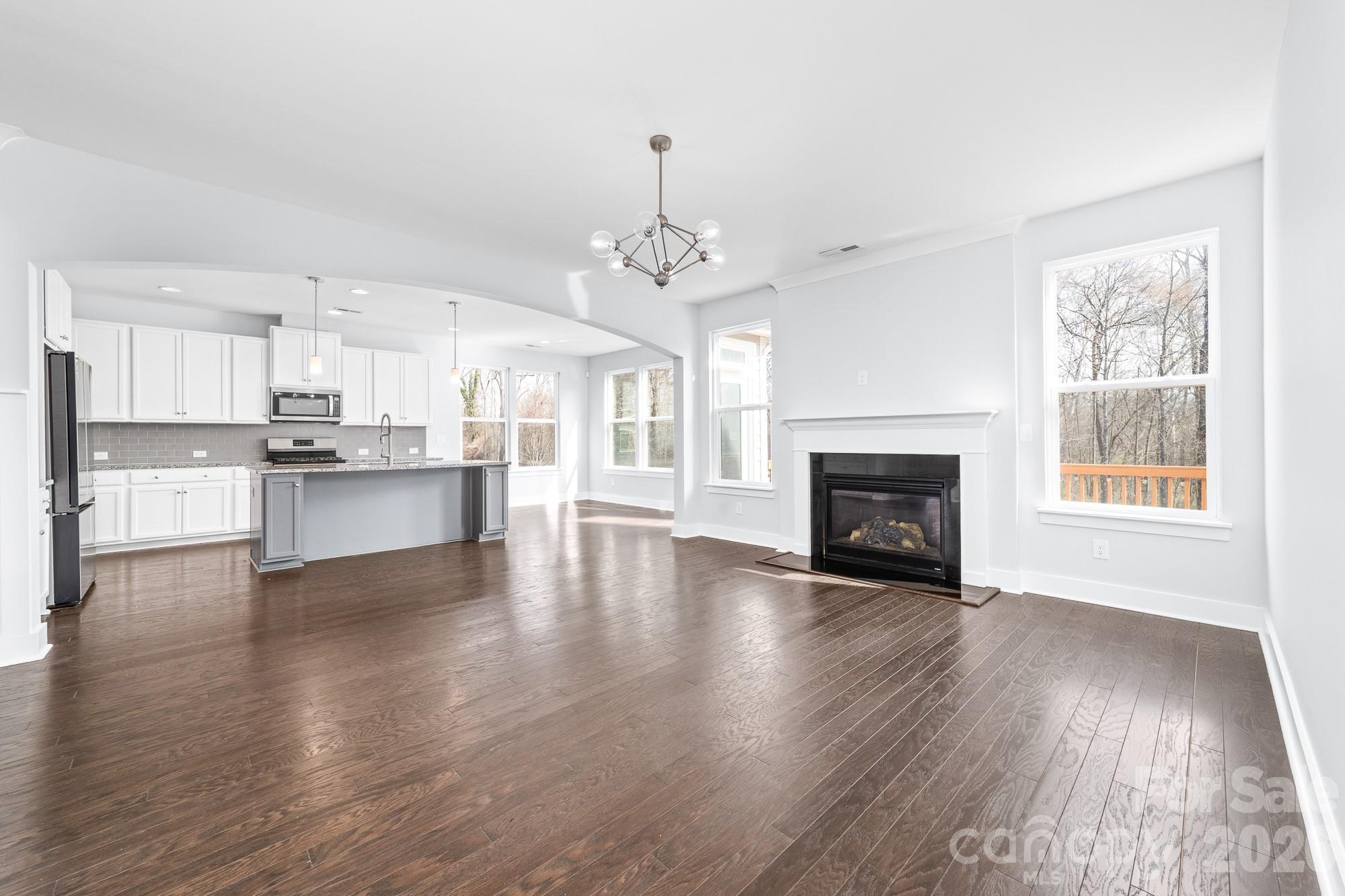 728 Lakeview Drive Unit: 109