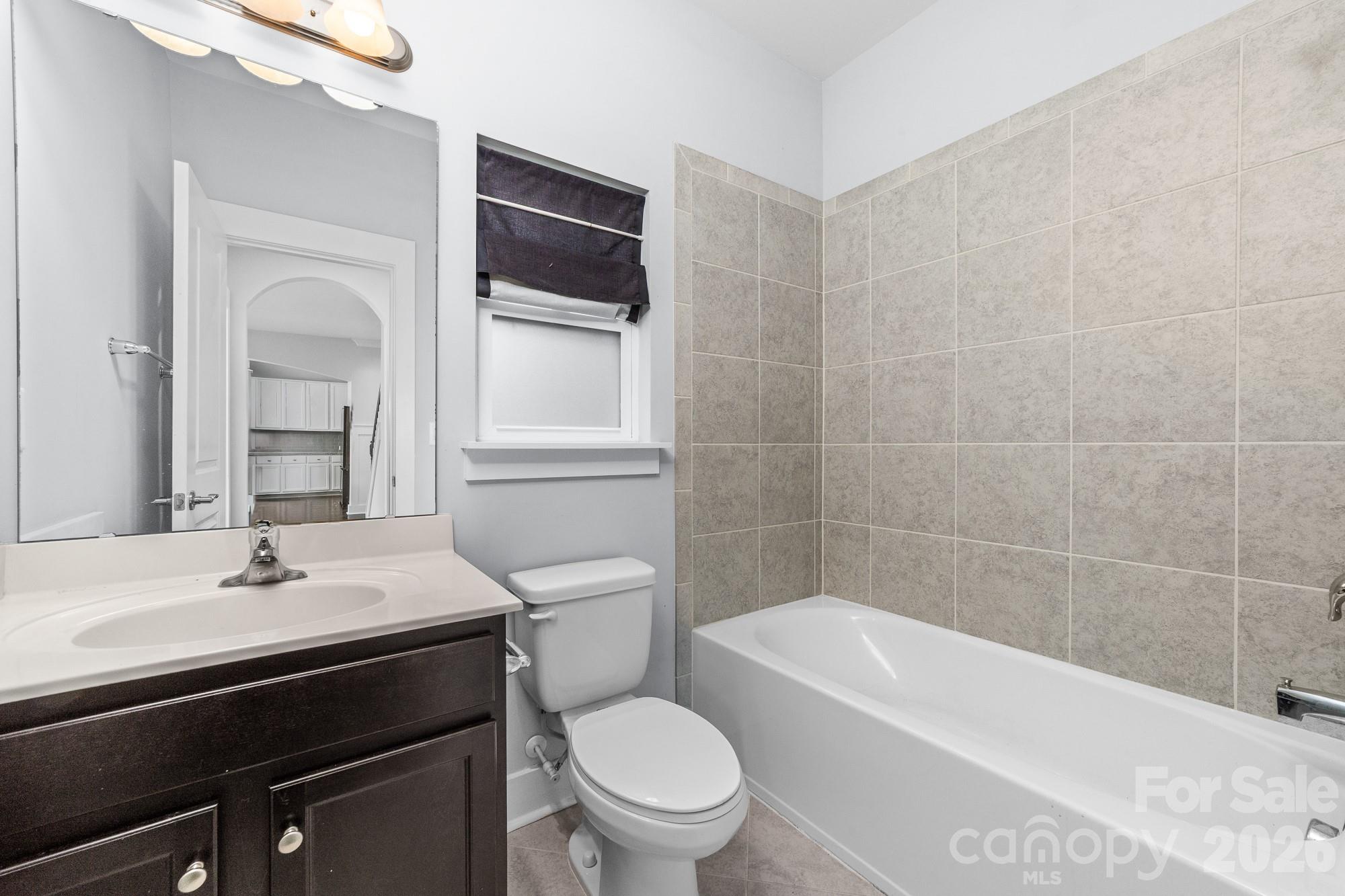728 Lakeview Drive Unit: 109