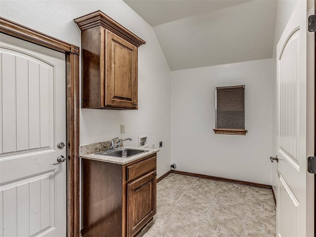 15113 Crystal Trail