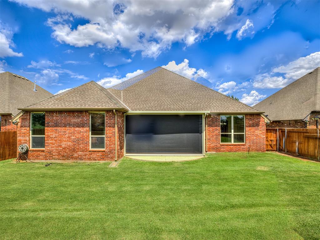 15113 Crystal Trail