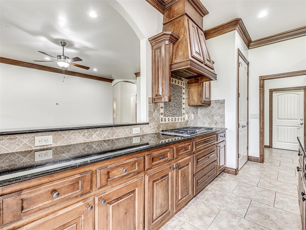 15113 Crystal Trail
