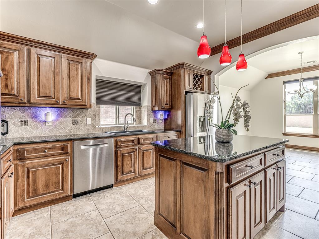 15113 Crystal Trail