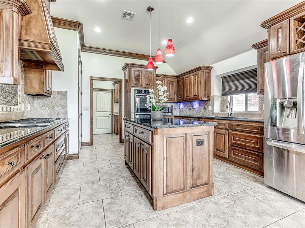 15113 Crystal Trail