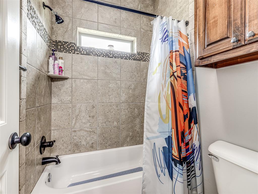 4524 Crestmere Lane