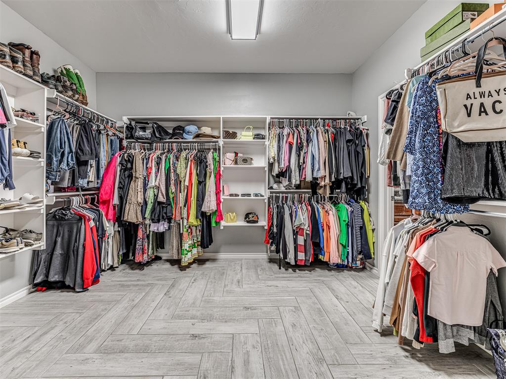 4524 Crestmere Lane