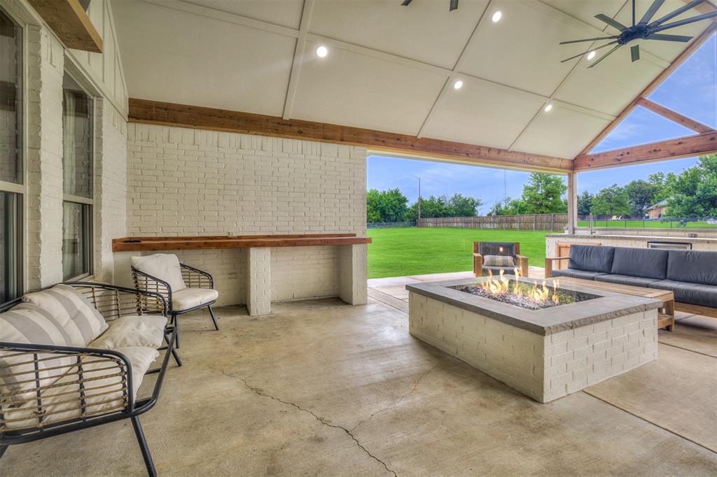 4524 Crestmere Lane