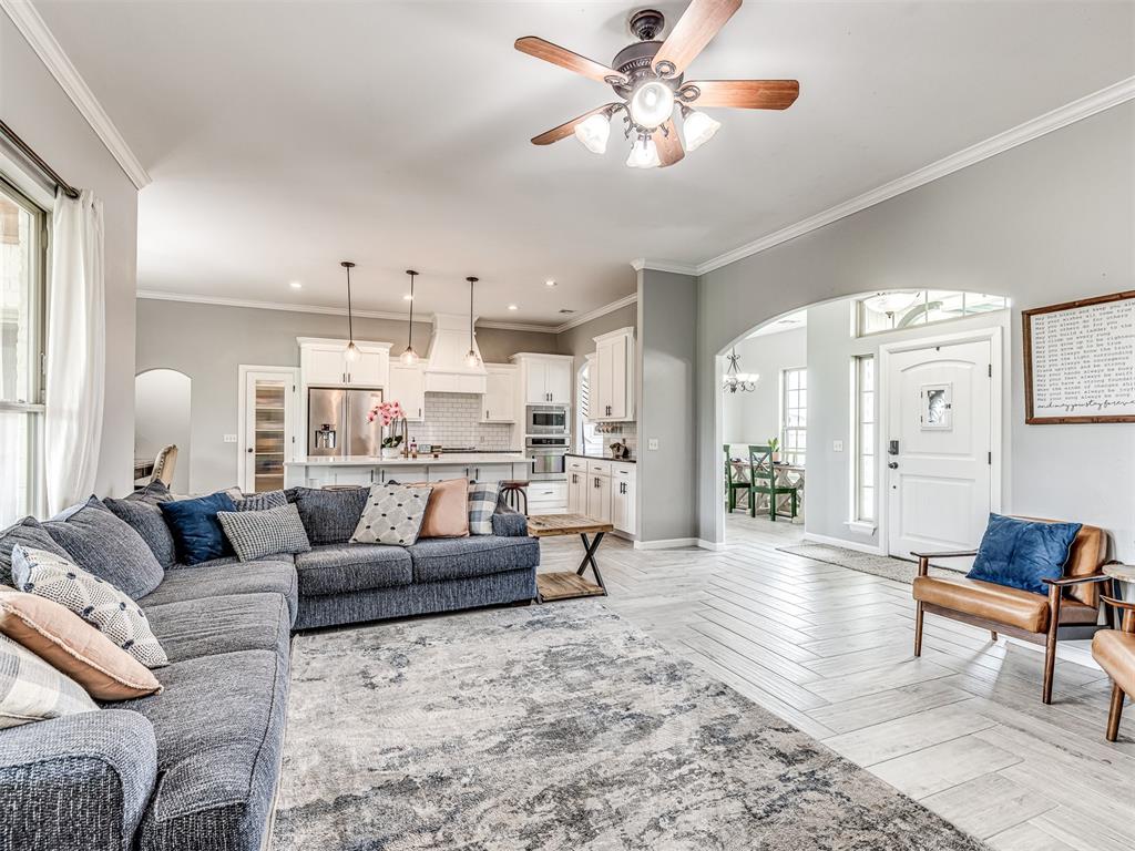4524 Crestmere Lane
