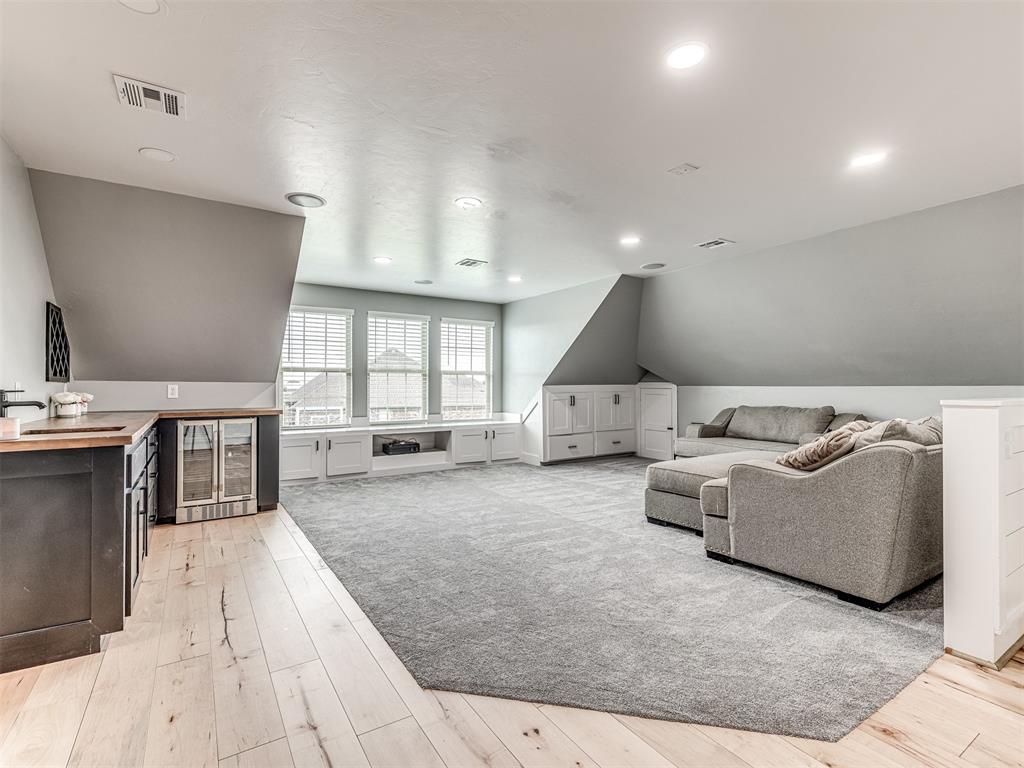 4524 Crestmere Lane