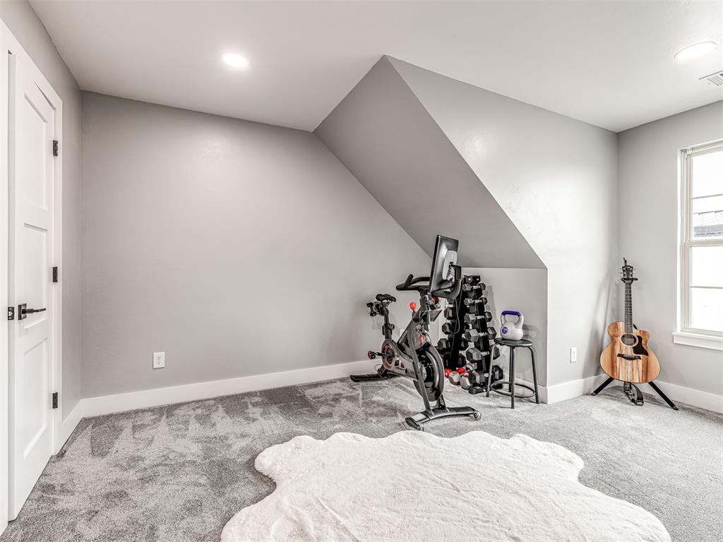 4524 Crestmere Lane