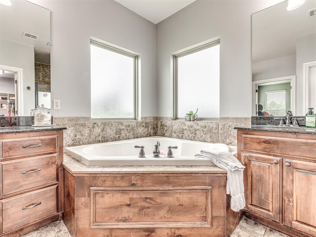 4524 Crestmere Lane