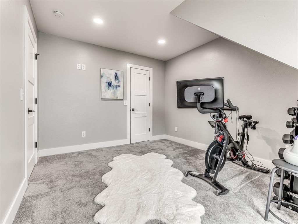 4524 Crestmere Lane