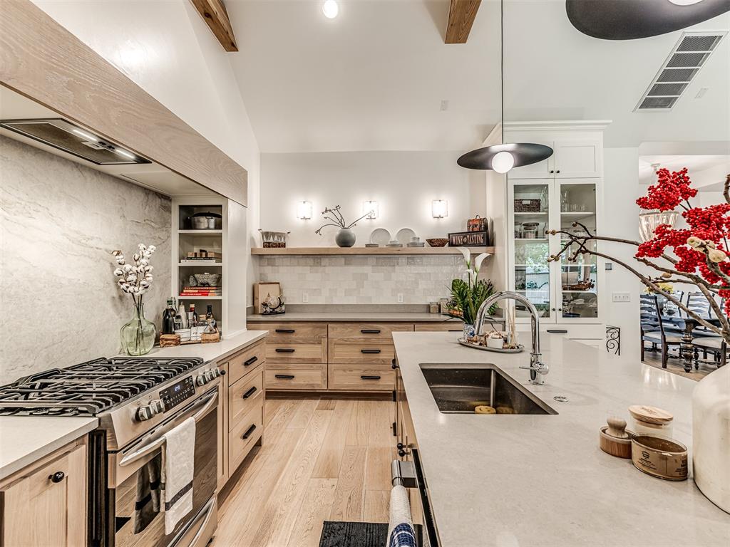 7308 Waters Edge Court