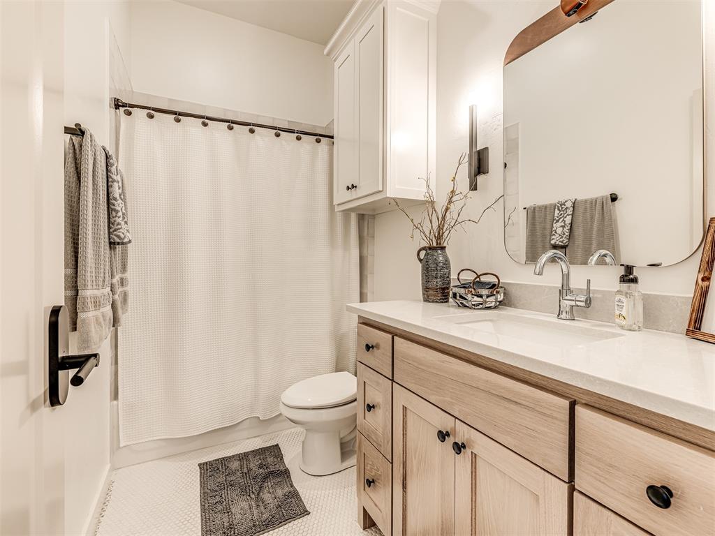 7308 Waters Edge Court