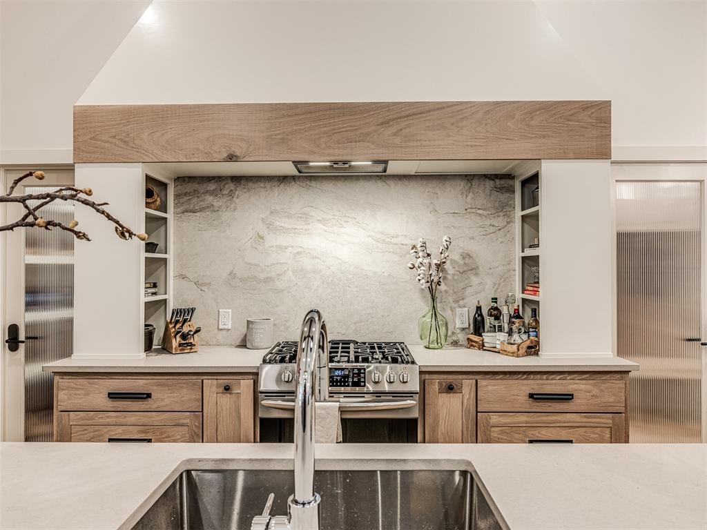 7308 Waters Edge Court