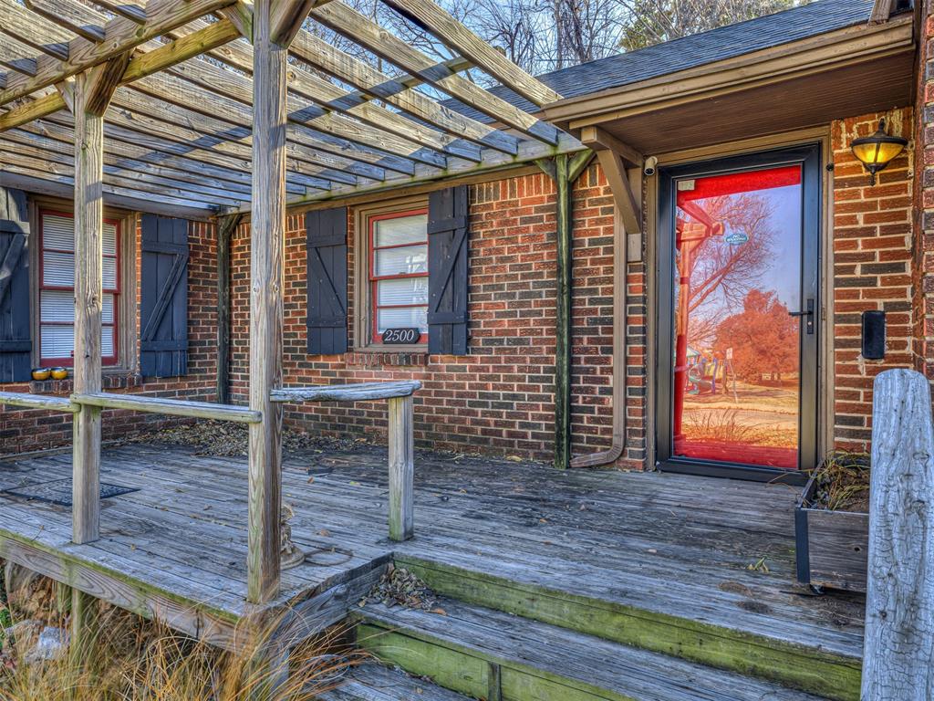 2500 Denniston Drive