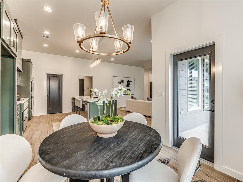 2241 Santa Monica Street
