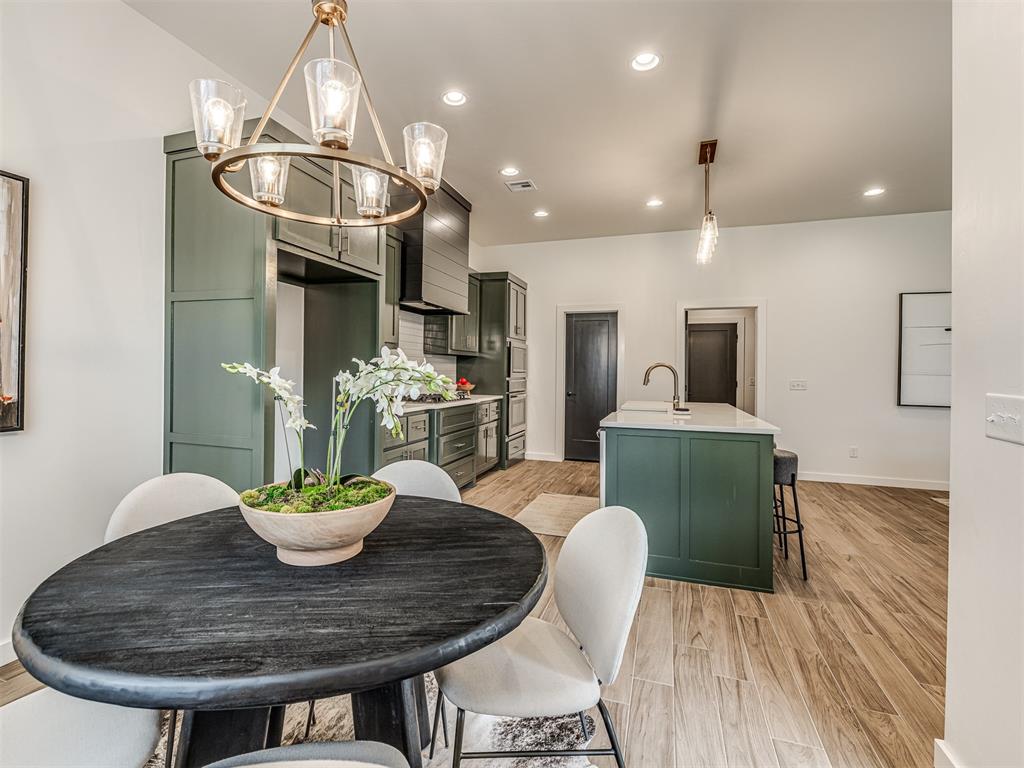 2241 Santa Monica Street