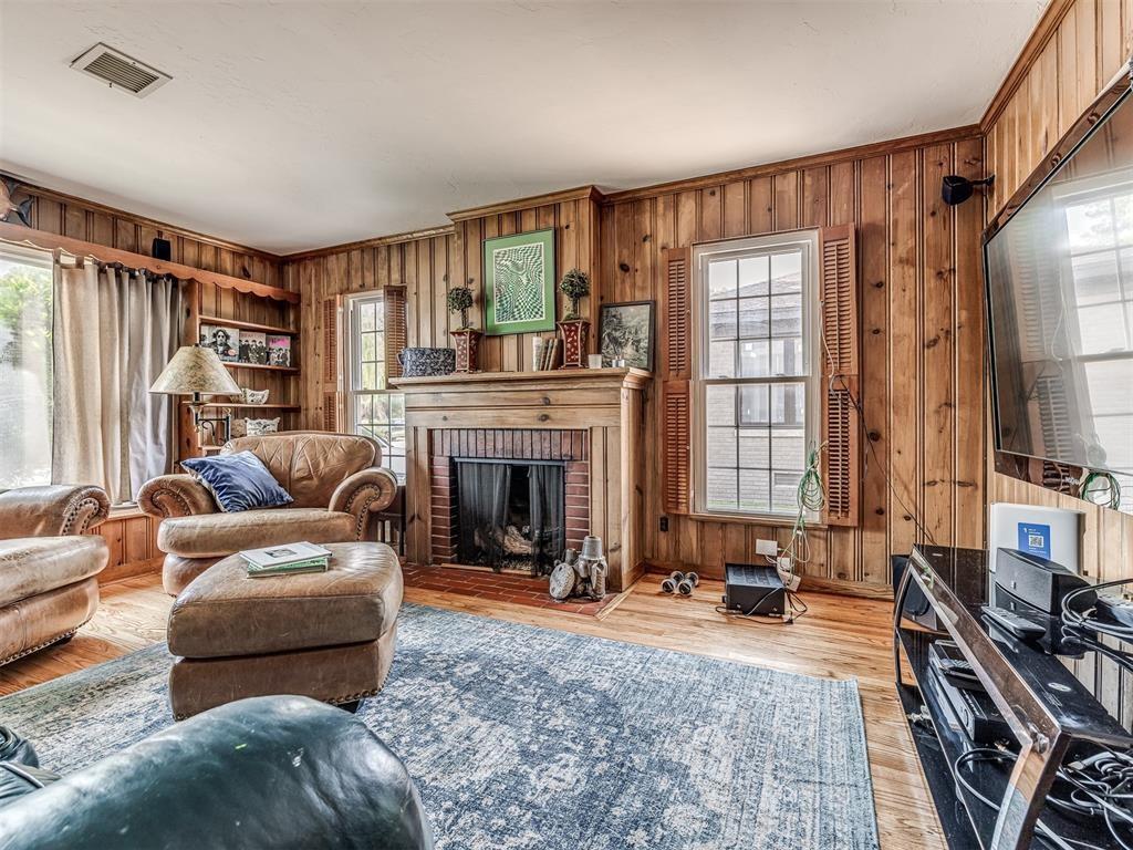 1109 Bedford Drive