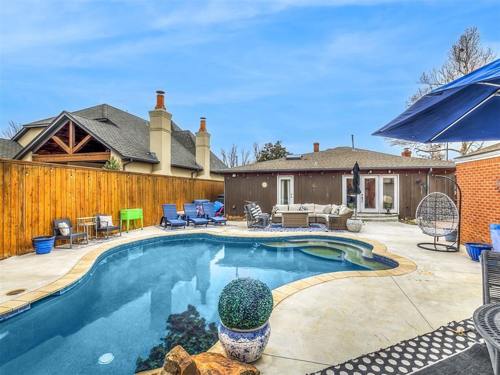 1109 Bedford Drive