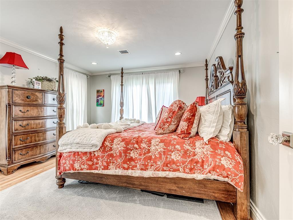 1109 Bedford Drive