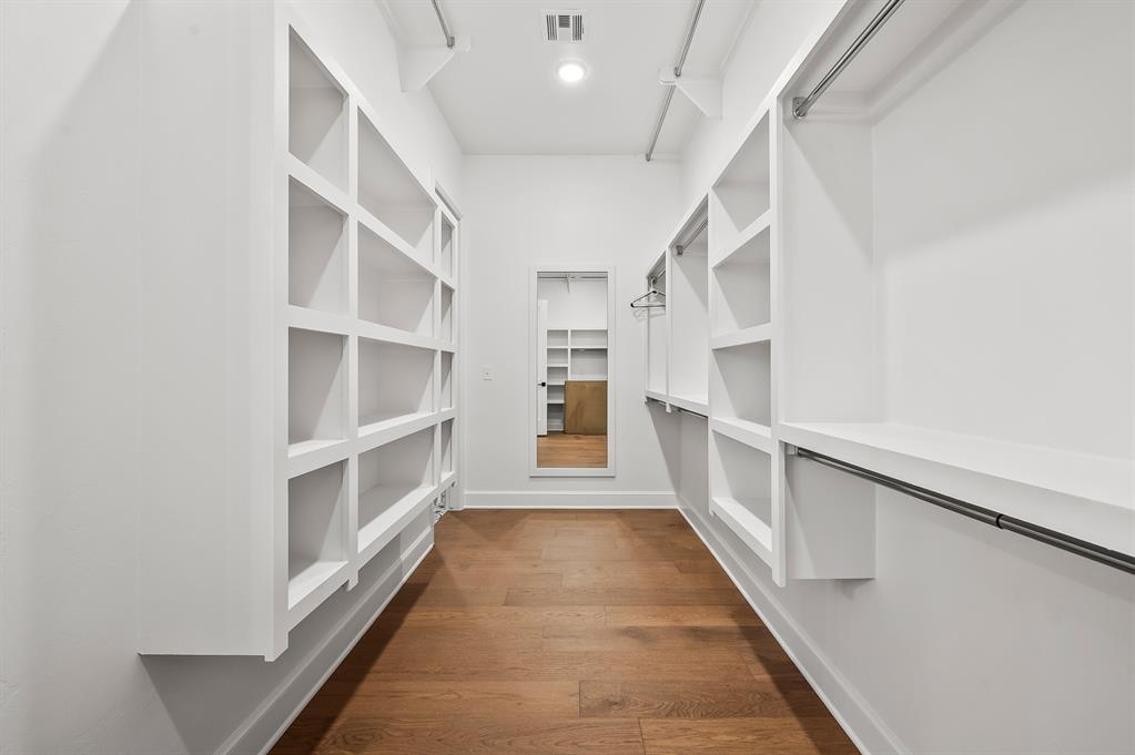 5705 NW 154th Terrace