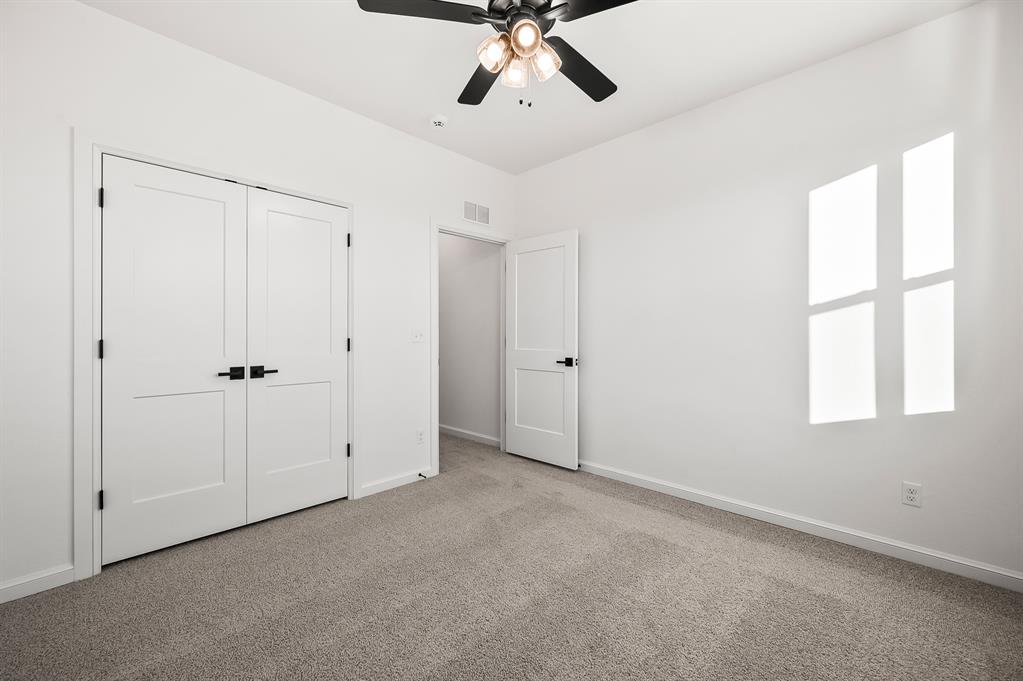 5705 NW 154th Terrace