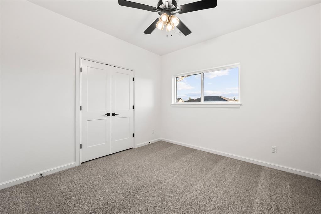 5705 NW 154th Terrace