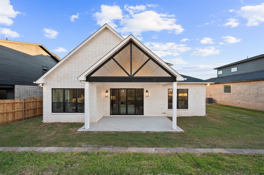 5705 NW 154th Terrace