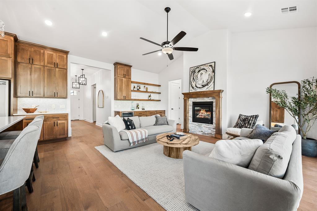 5705 NW 154th Terrace