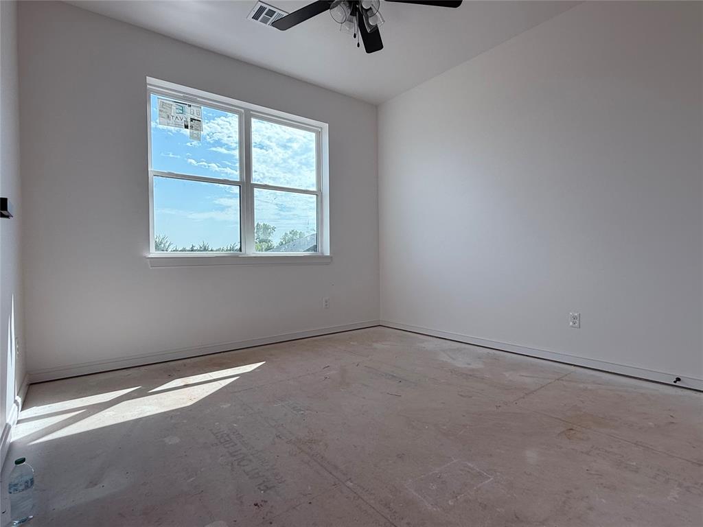 5705 NW 154th Terrace