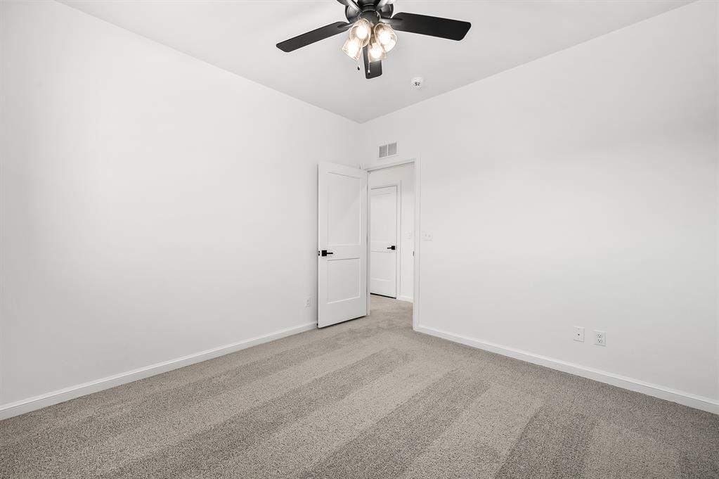 5705 NW 154th Terrace