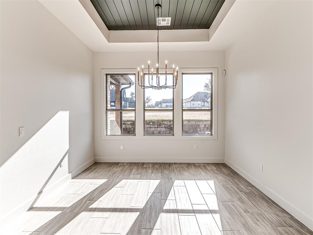 12800 Hidden Trail