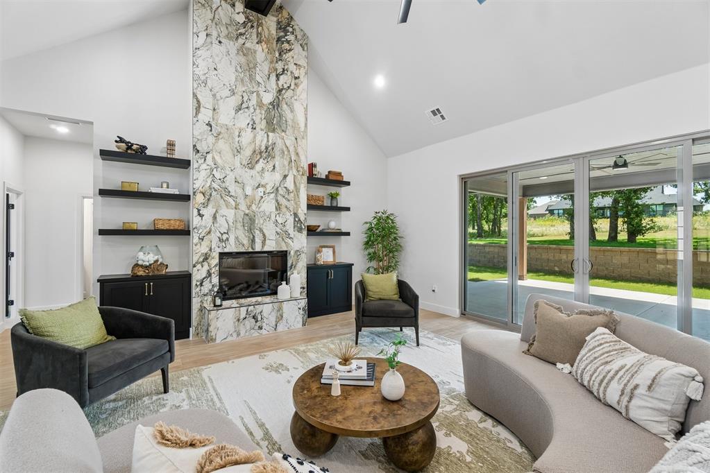 12800 Hidden Trail