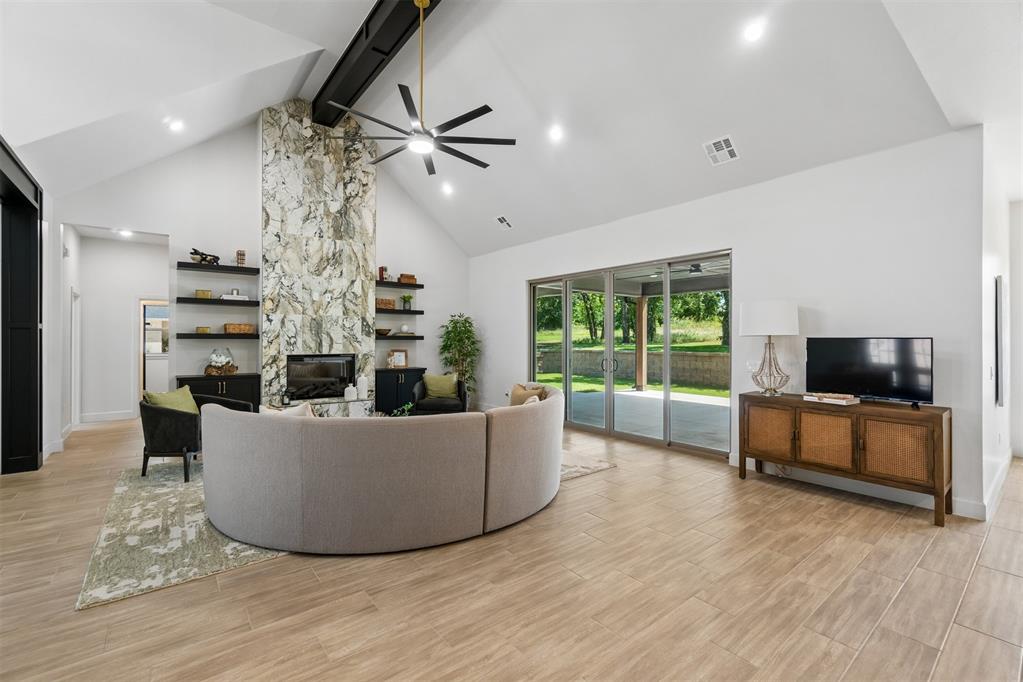 12800 Hidden Trail