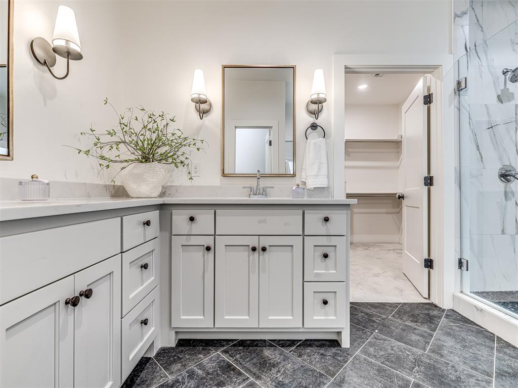 7308 Sunset Sail Avenue