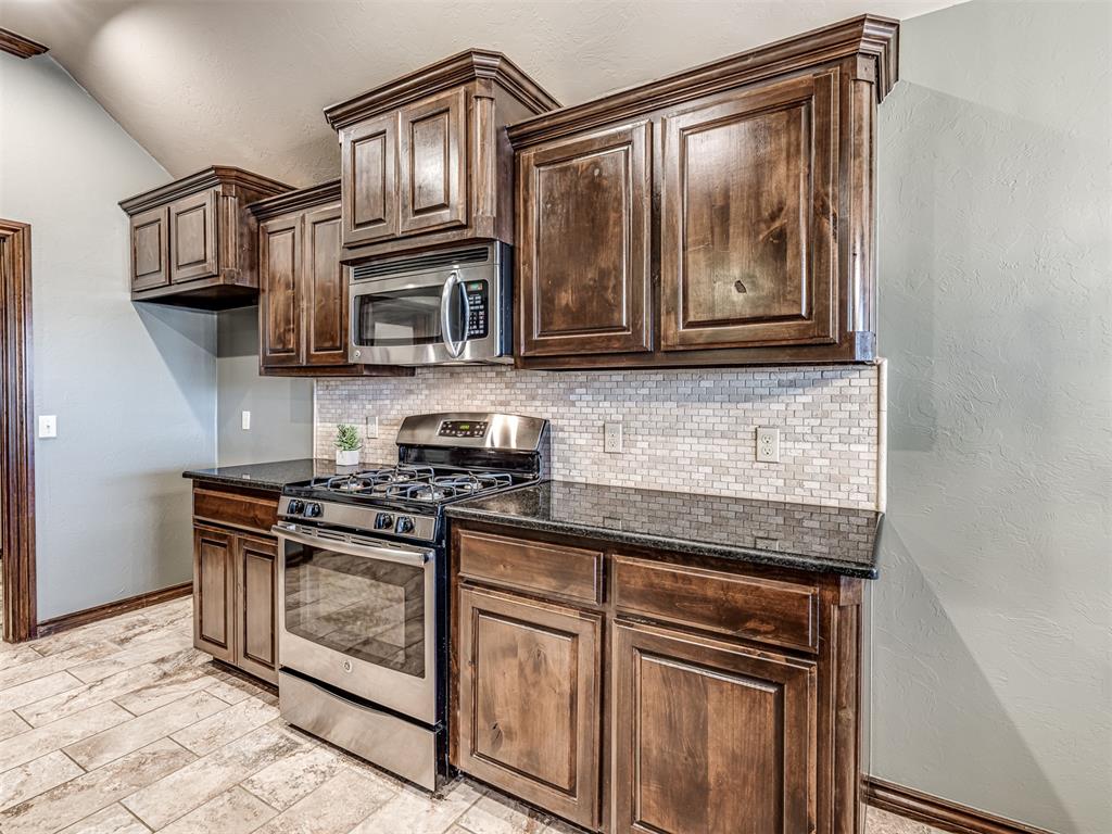 18209 Haslemere Lane