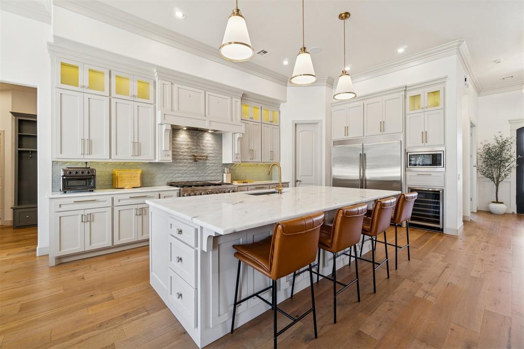 5100 Isle Bridge Court