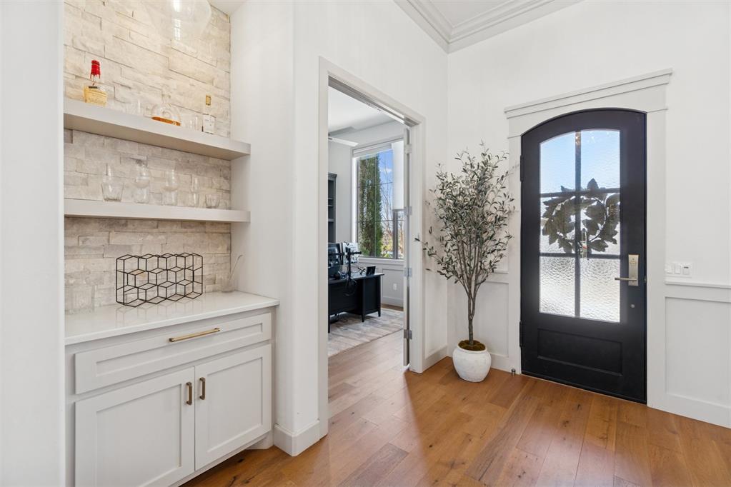 5100 Isle Bridge Court