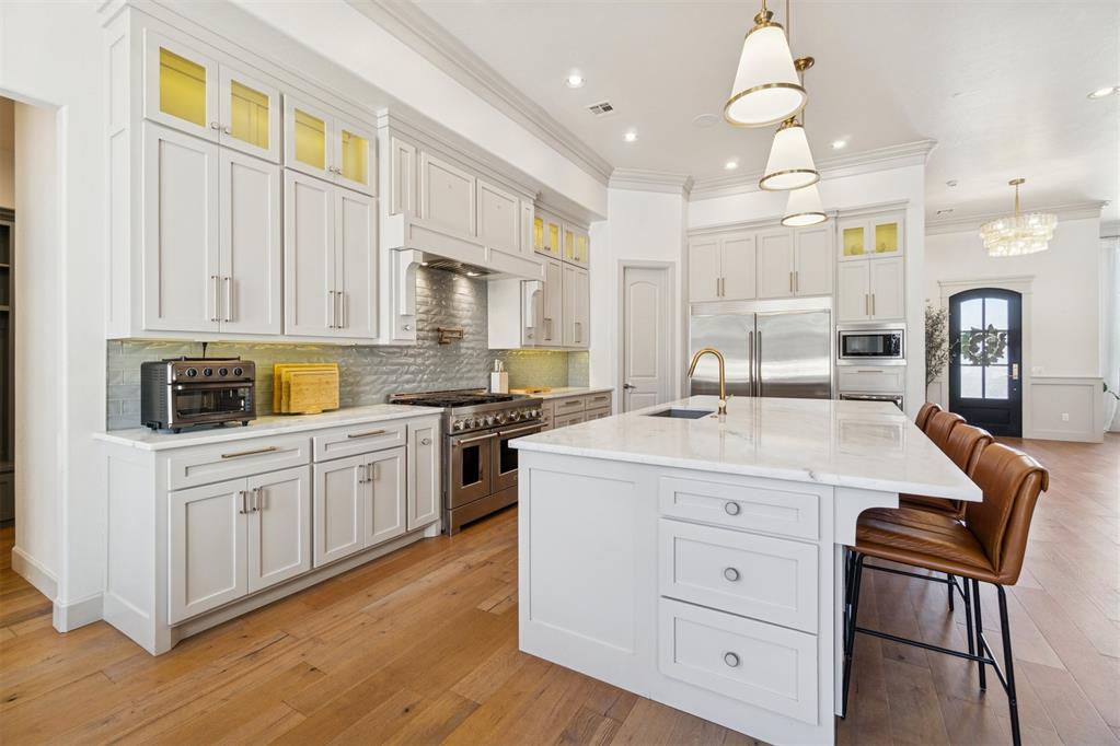 5100 Isle Bridge Court