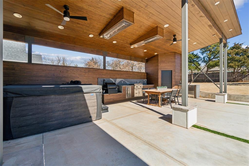 5100 Isle Bridge Court