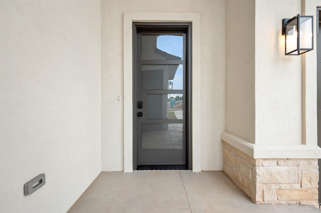 5800 NW 154th Terrace