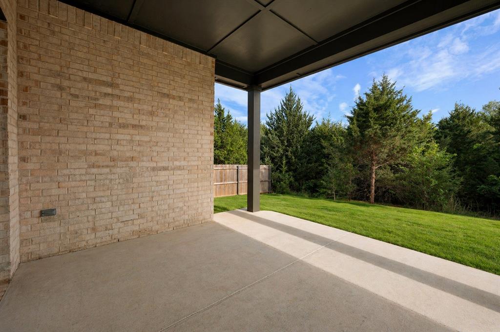 5800 NW 154th Terrace