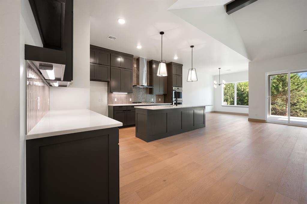 5800 NW 154th Terrace