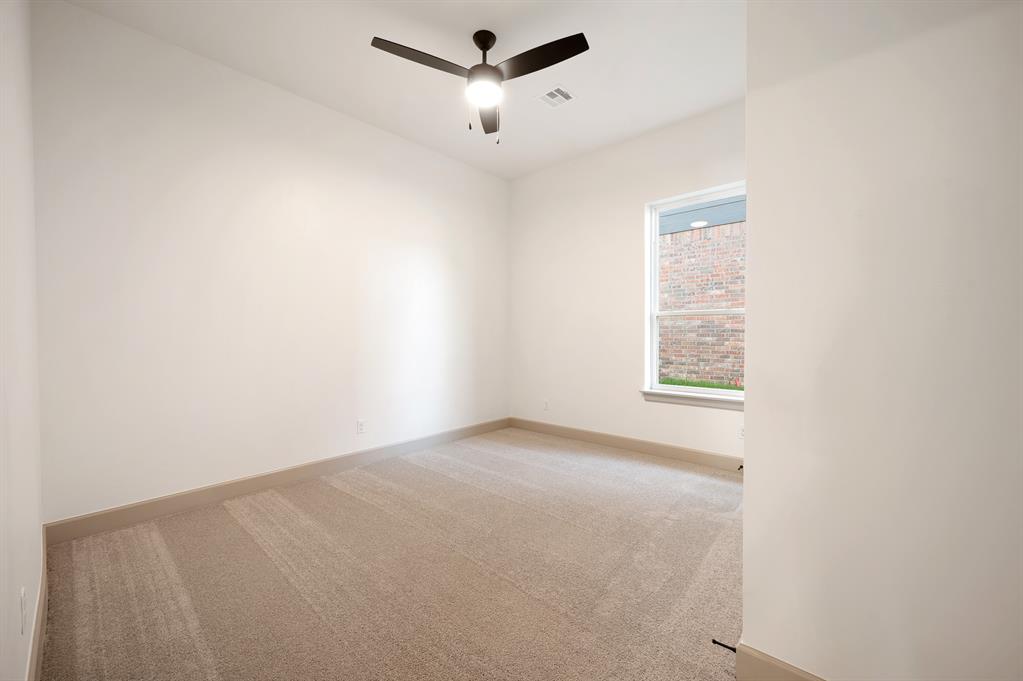 5800 NW 154th Terrace