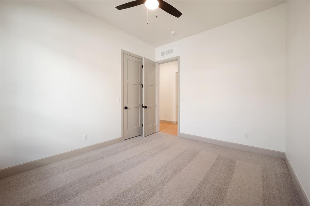 5800 NW 154th Terrace