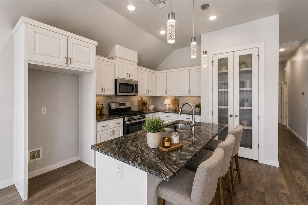 15920 Capri Lane