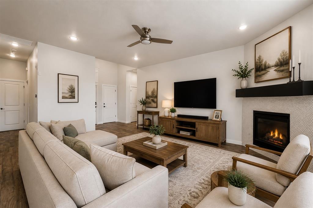 15920 Capri Lane