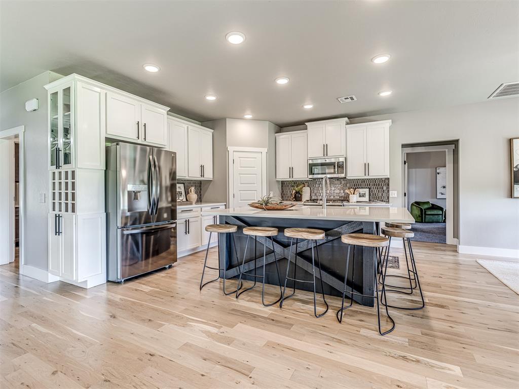 280 Old Farm Road
