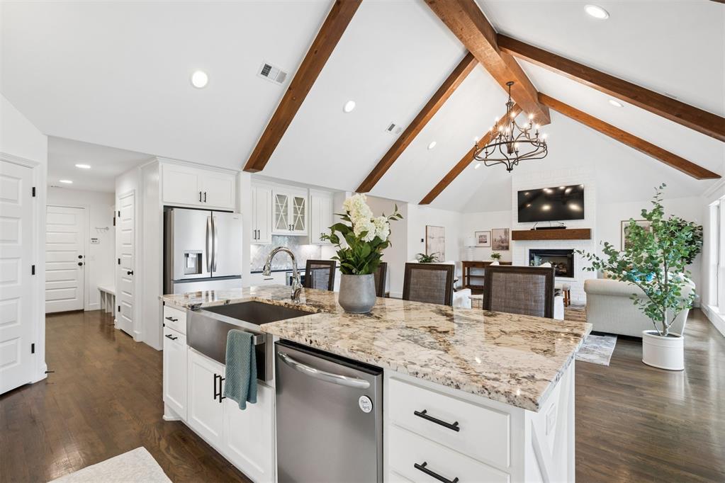 901 NW 184th Court