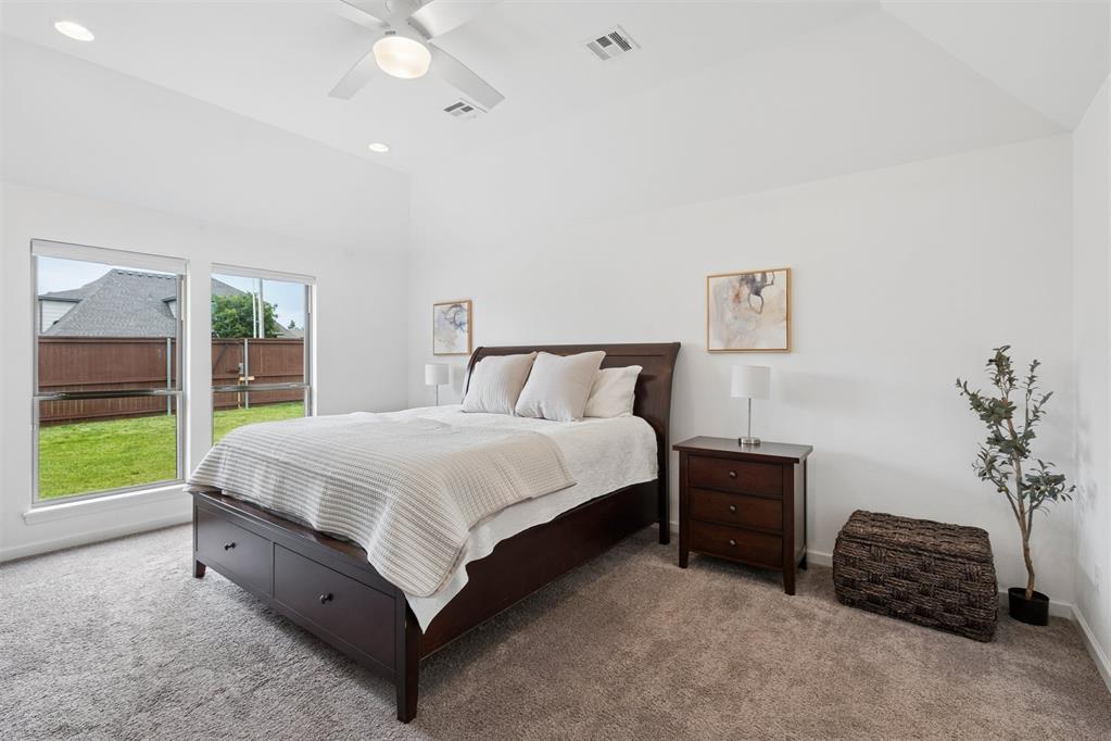 901 NW 184th Court